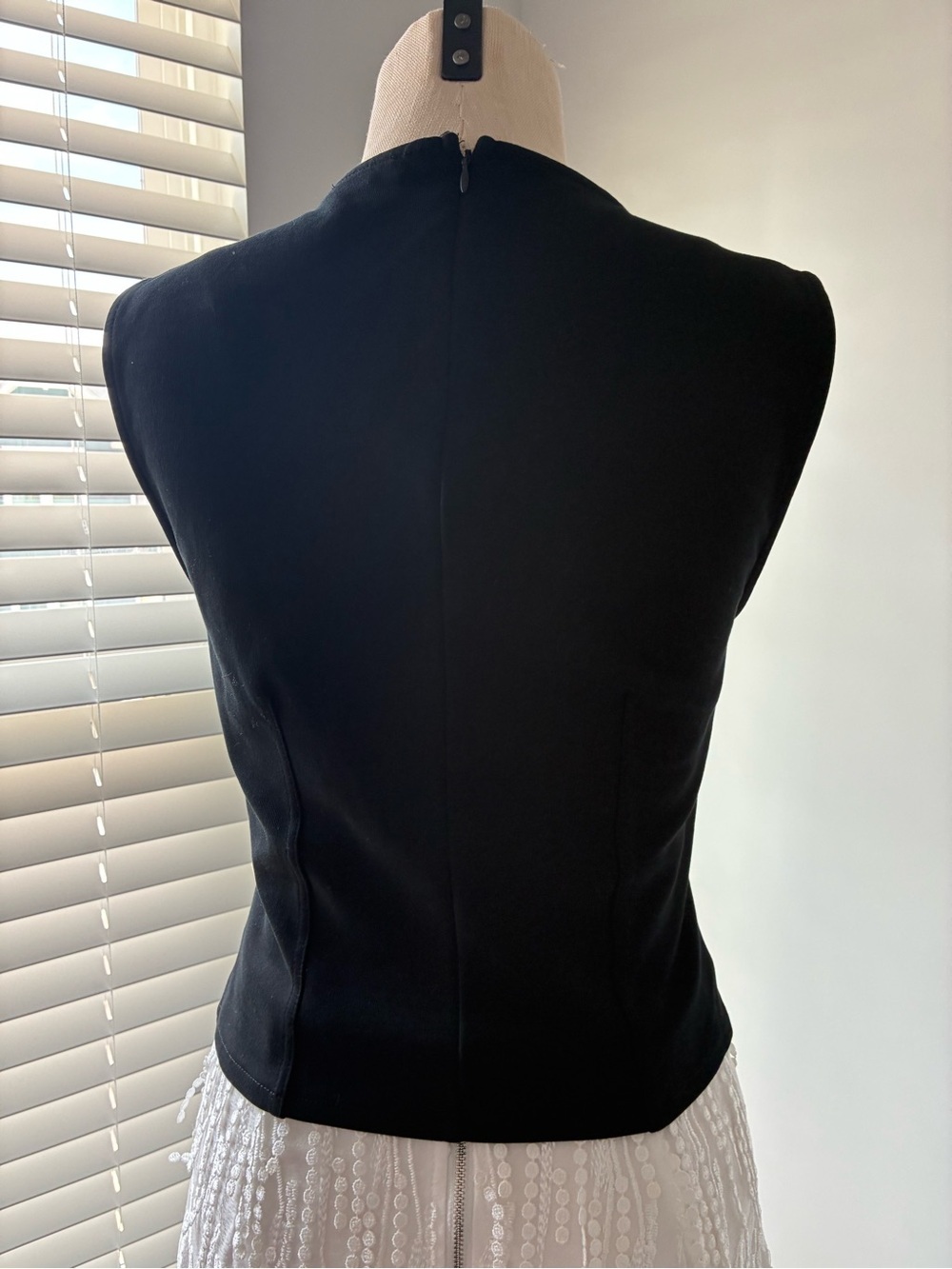 Zara Women's Black Peplum Hem Structured Sleeveless Top - Picture 5 of 11